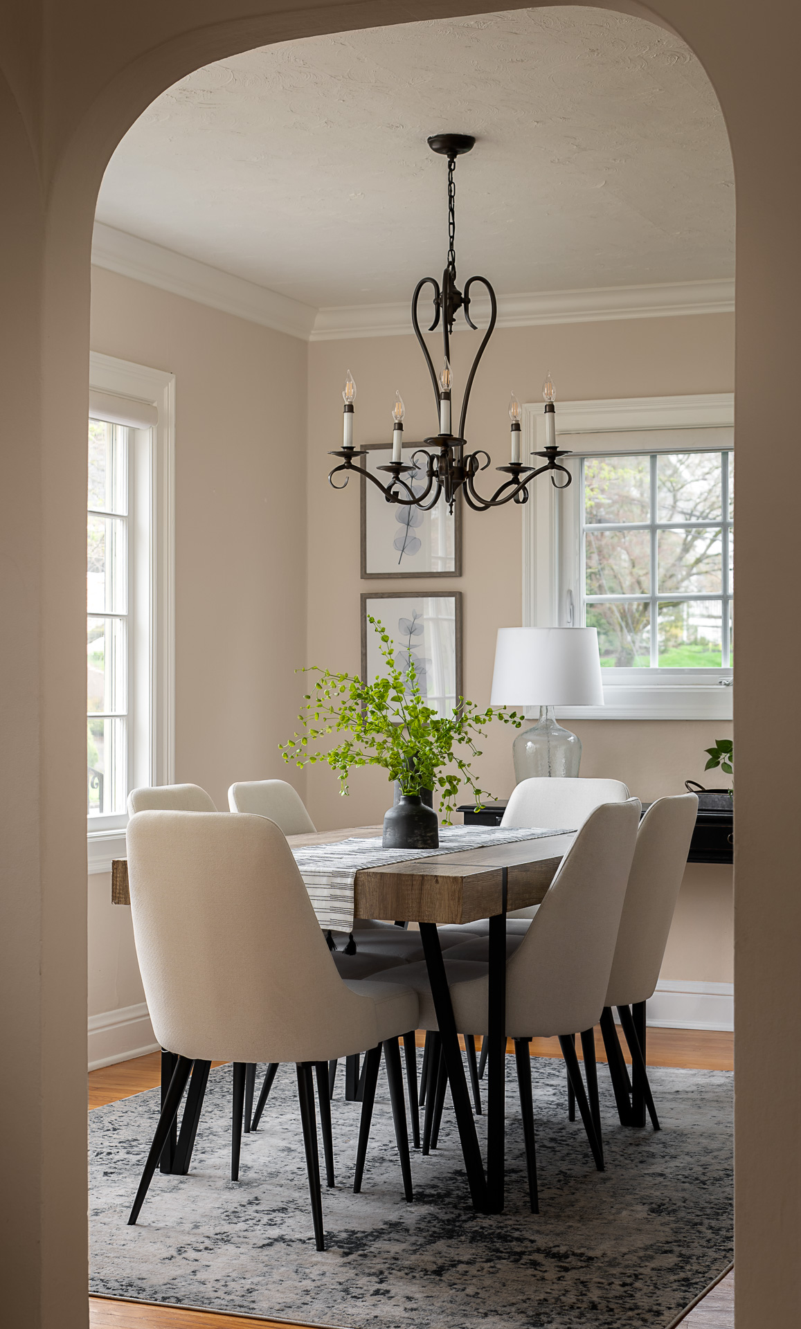 Interior design photography services in the Portland & Greater Vancouver, Oregon, areas.